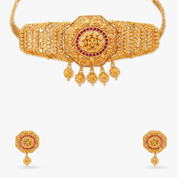 Kundan Jewelry Set