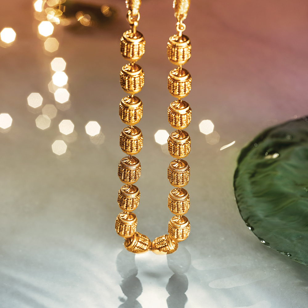 Buy Striking Carved Beads Traditional Necklace Set at Best Price Tanishq US