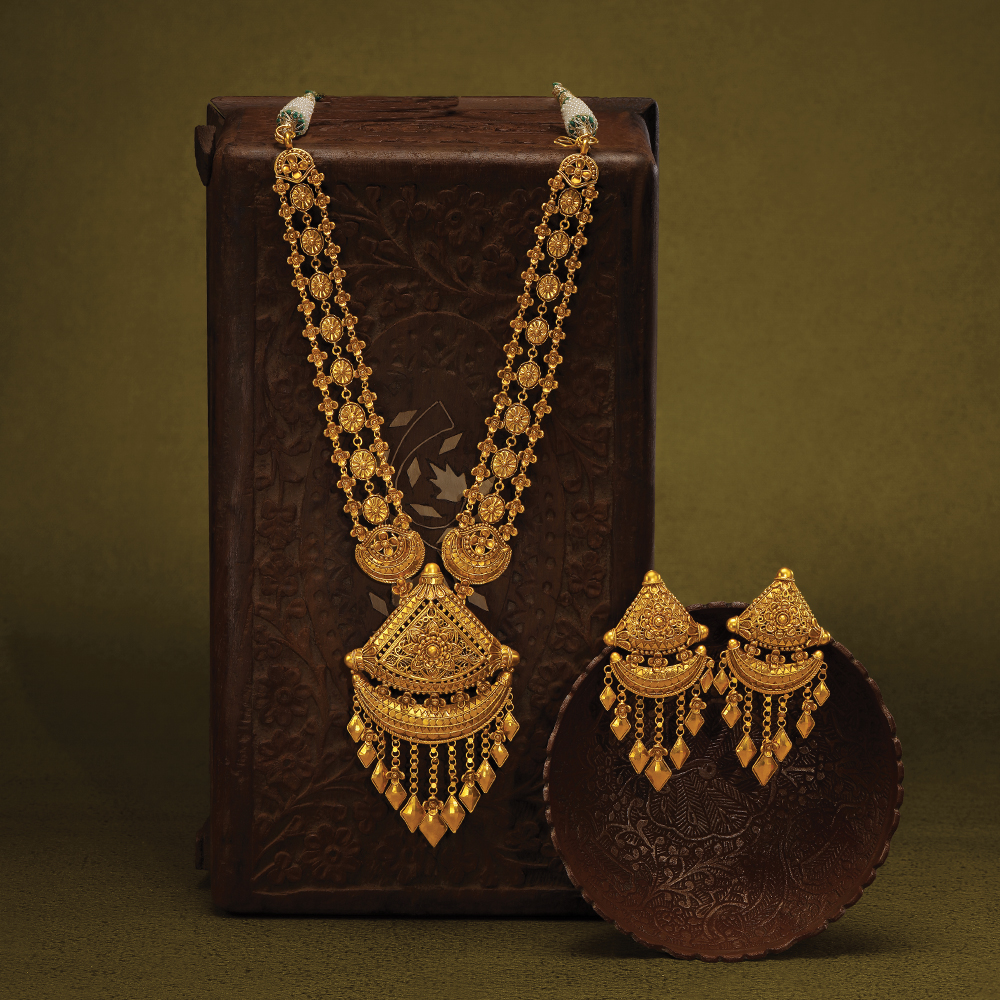 Tanishq online necklace set discount