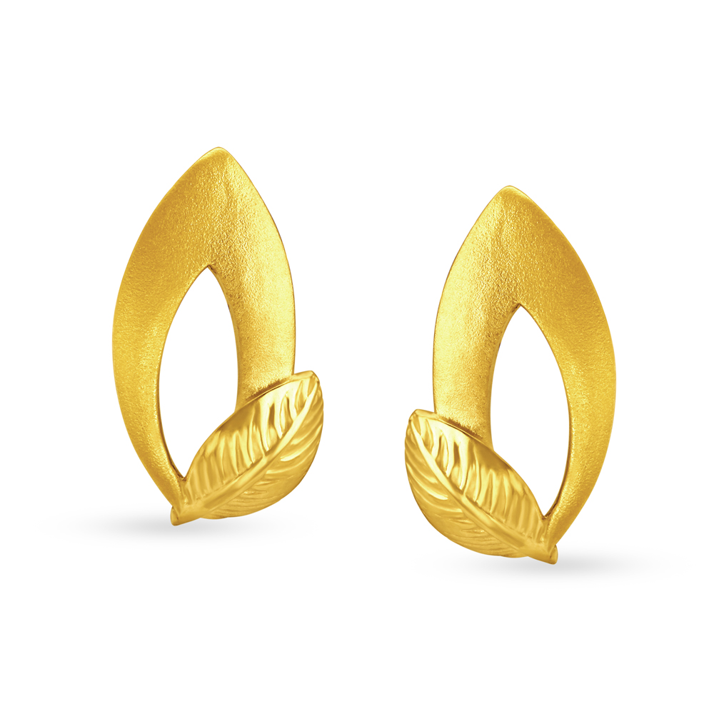 Buy Lush Leafy Gold Stud Earrings at Best Price | Tanishq US